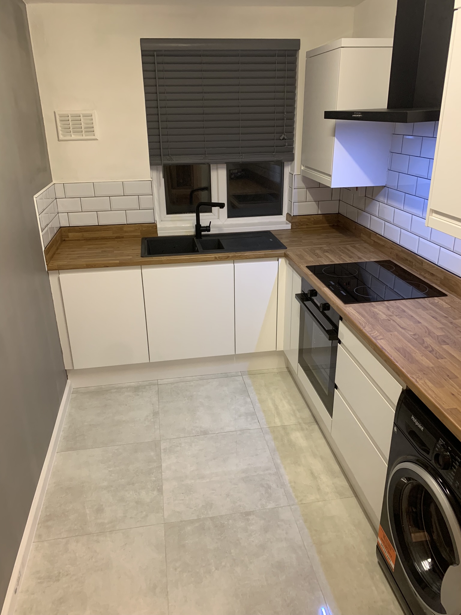 Lukkas Narow kitchen