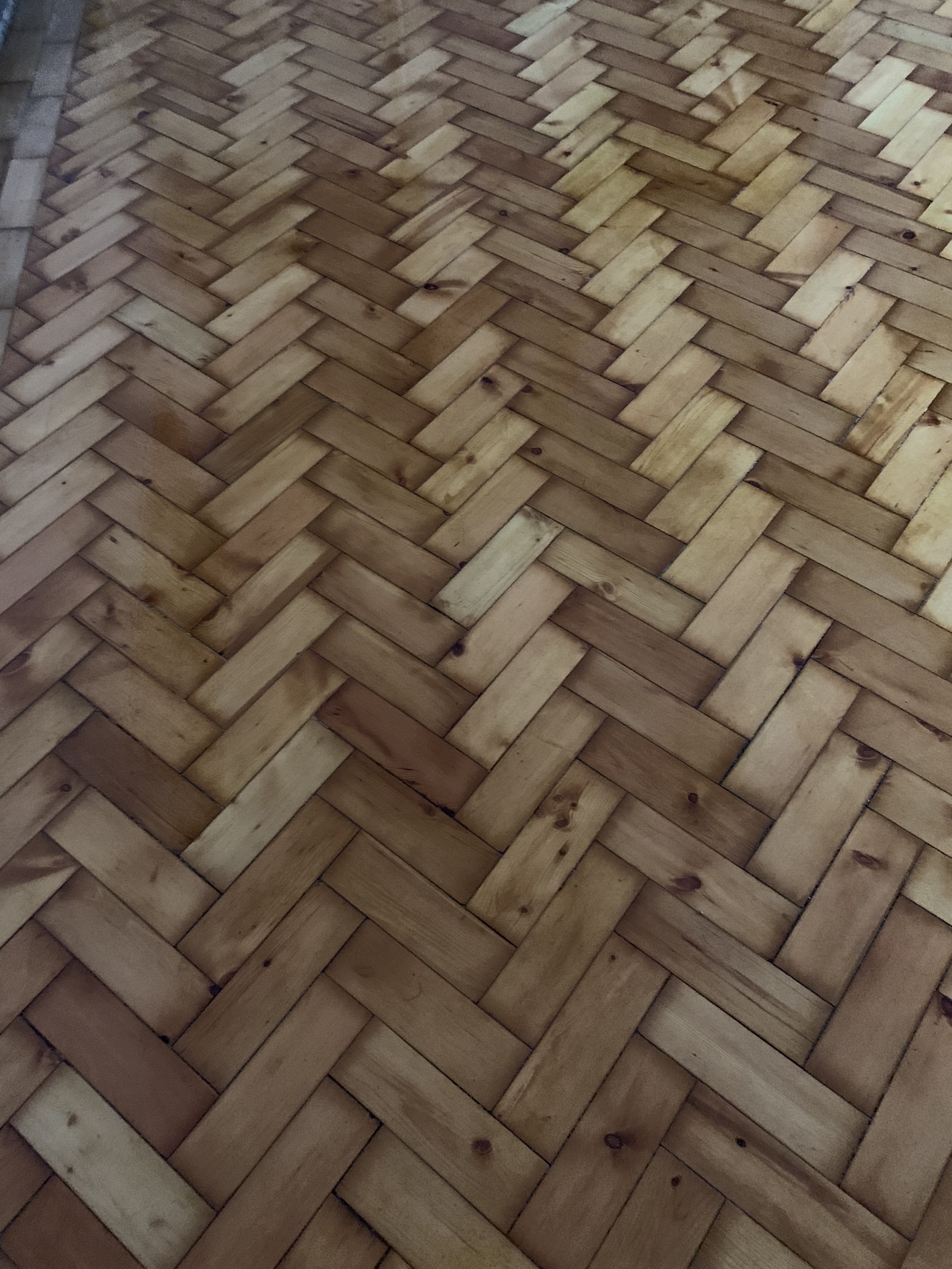 Lukkas Parquette flooring