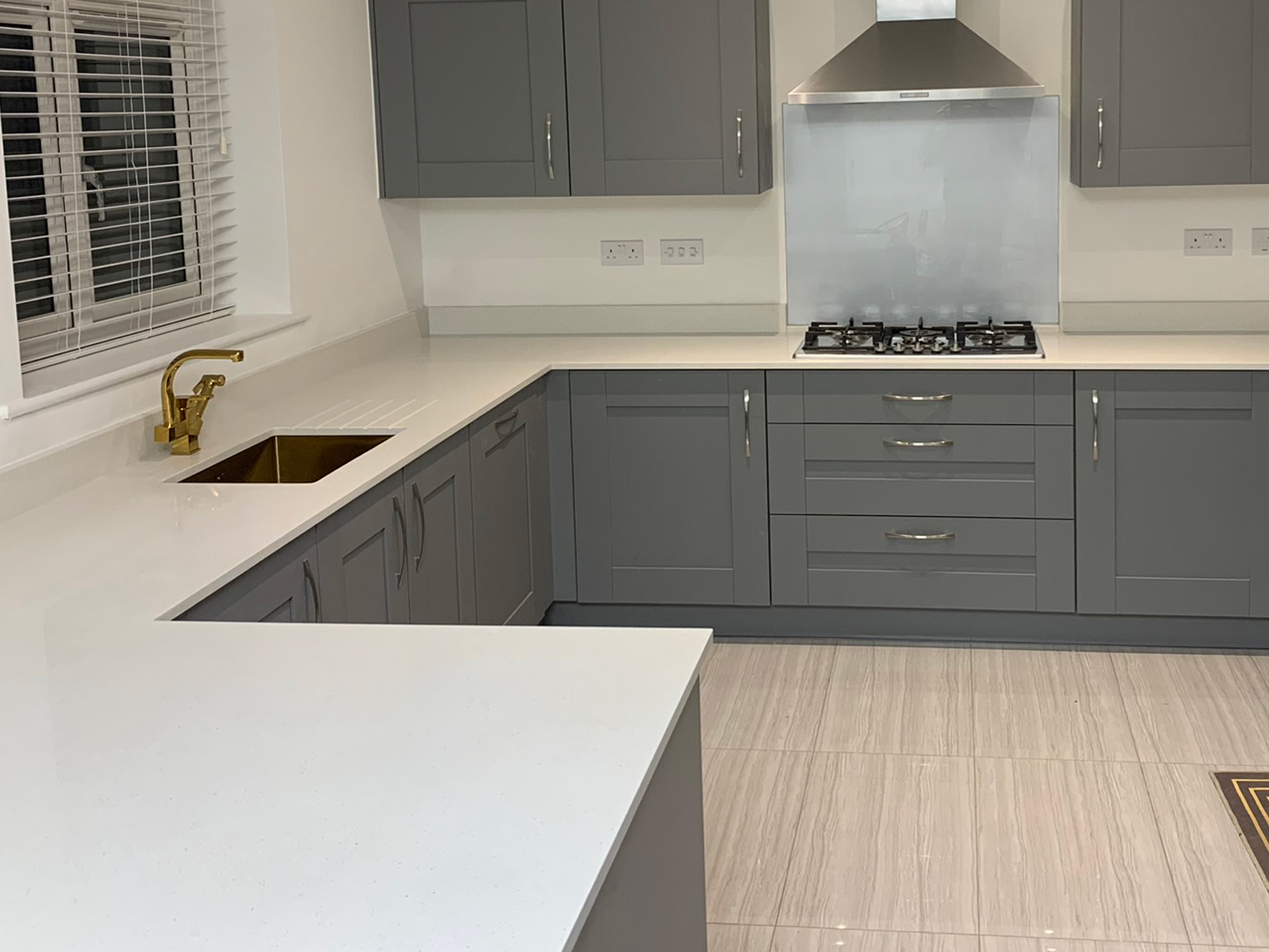 Lukkas-Quartz-worktop